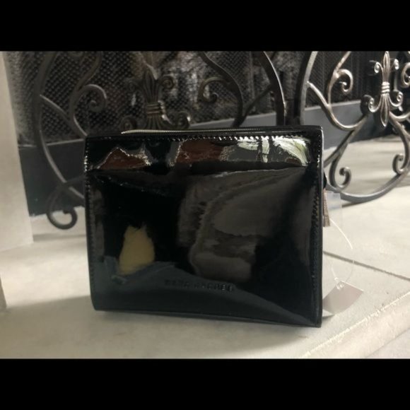 Marc Jacobs Black Shiny Evening Bag Clutch NWT - Picture 2 of 5